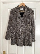 Light Weight Leopard Print Jacket From Walis Size 14. 