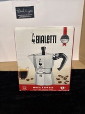 Bialetti Moka Express Iconic Italian Stovetop Espresso Maker (Silver, 3 Cups)