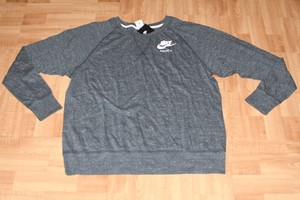 nike sportswear gym vintage crew
