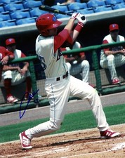 CARLOS TOCCI SIGNED 8X10 PHOTO PHILLIES COA