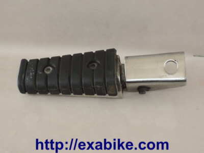Cale-pied Arrière Gauche Pour Yamaha XV 125 Virago (1996-2003) - Occasion Mais Fonctionnel - Repose-pied Moto