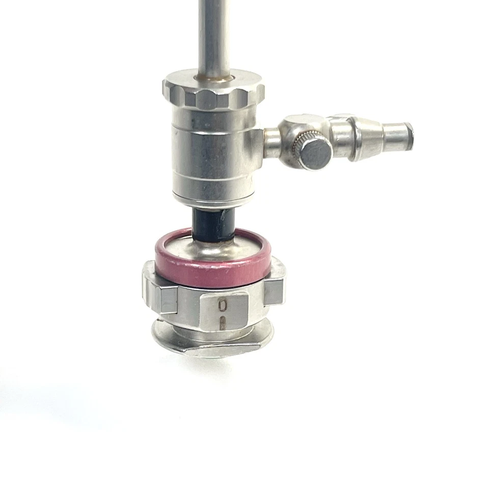 Funda para artroscopio de alto flujo K. STORZ 28130R 13,5 cm con obturador 28130BT Foto 4 de 4