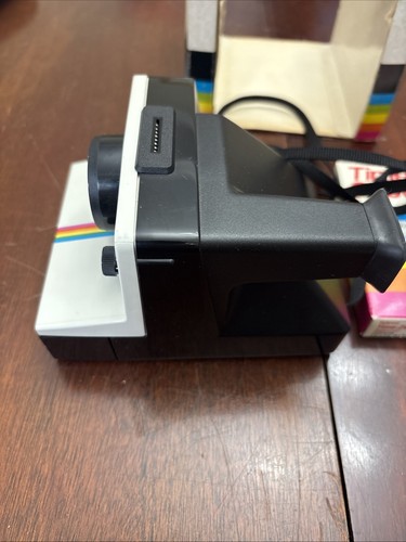 Vintage Polaroid Rainbow One Step Instant Film Land Camera w/ Strap - Picture 3 of 6