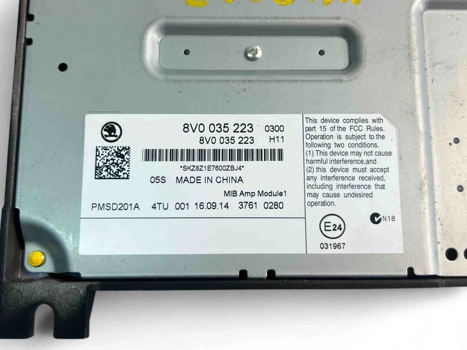 SKODA OCTAVIA III 5E3 Sound Amplifier 8V0035223 2014 30336426 - Immagine 2 di 4
