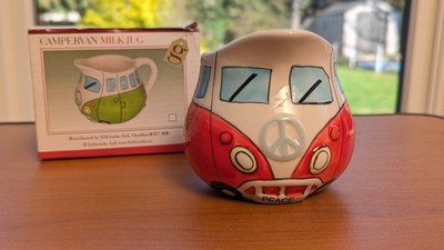 Campervan Neuheit Milchkännchen Wohnwagen Wohnmobil Camping Urlaub rot Keramik + Box
