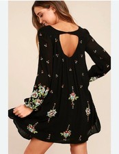 Free People Dress Women's Sz M Black Oxford Boho Floral Embroidery Swing Mini