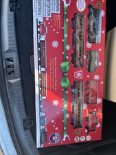 Lionel Battery Operated Christmas Railroad Train 37-Piece Set 712099 NEW Sealed
