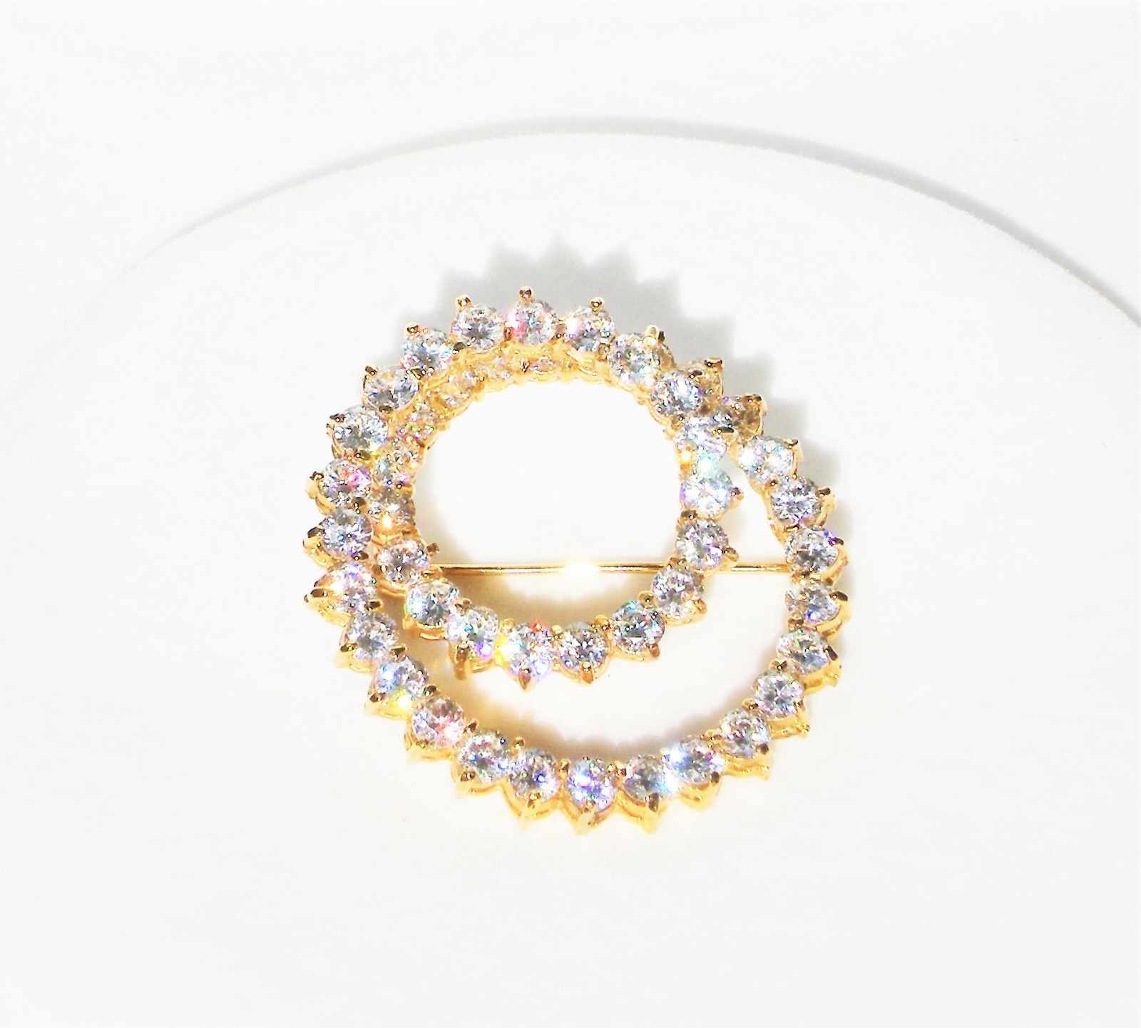 Single Medium 10K Solid Yellow Gold Hoop Earring … - image 11