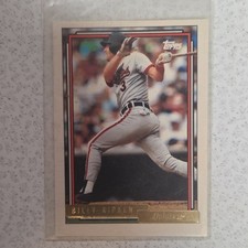 Topps 1992 Gold Winner Billy Ripken #752 Baltimore Orioles MLB Baseball Card