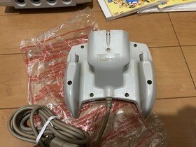 SEGA DreamCast Console (HKT-3000) & Controller with 2 games and BOX and Manual