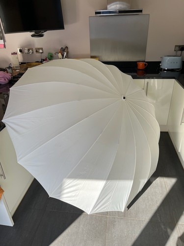 Lighting Umbrella 200cm by Coreflash - 8MM NP86-W - Translucent - Shoot Through