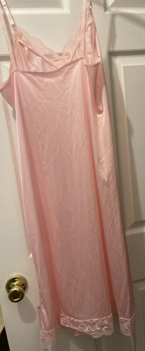 Vintage JCPenney ANTRON III Nylon Full Slip Style 6738-41 Sz 34