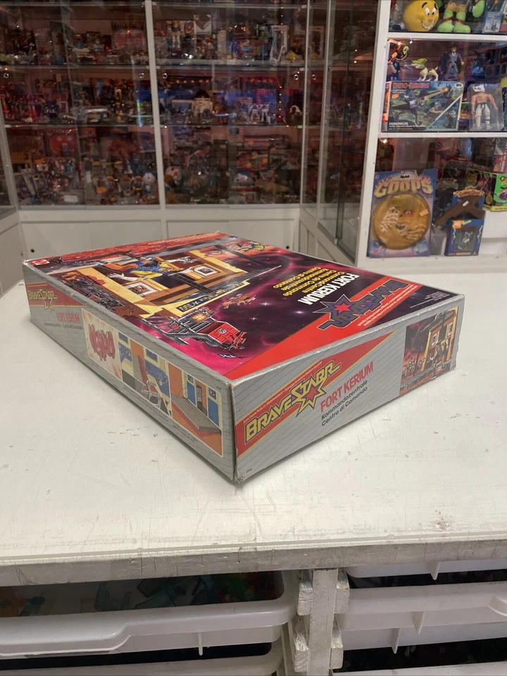 Mattel BRAVESTARR - Fort Kerium - Centro di Comando - Command Centre MISB - Immagine 3 di 4