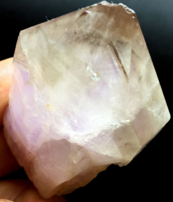 62g WOW! Beautiful Super Amethyst Quartz Crystal Point & Pyramid M913