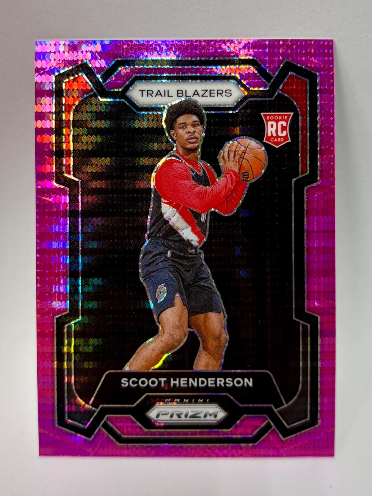 2023-24 Panini Prizm - Scoot Henderson #141 Pink Pulsar Prizm /42 RC Rookie Card