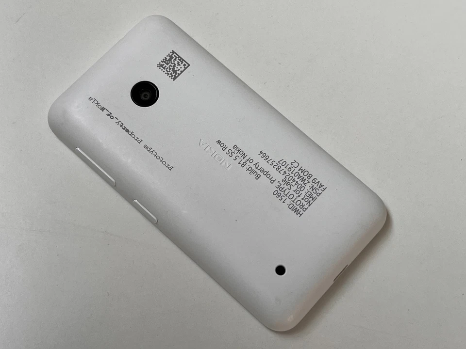 Nokia RM-1017  Prototype White color Mobile phone - Image 3 of 4