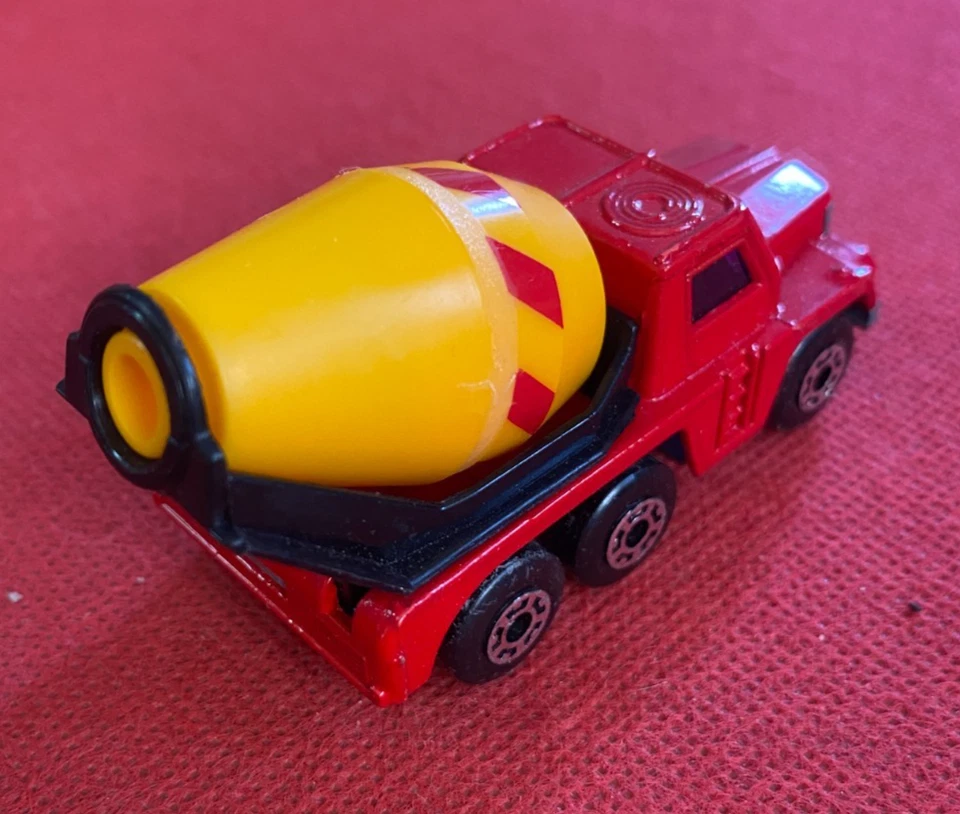 MATCHBOX LESNEY Superfast Camion CEMENT TRUCK N. 19 (1976) Metallo Rosso - Immagine 2 di 3