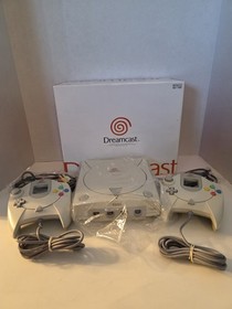 Sega Hong Kong/Japanese Dreamcast HKT-5010 Working w/ 2 controllers In Box