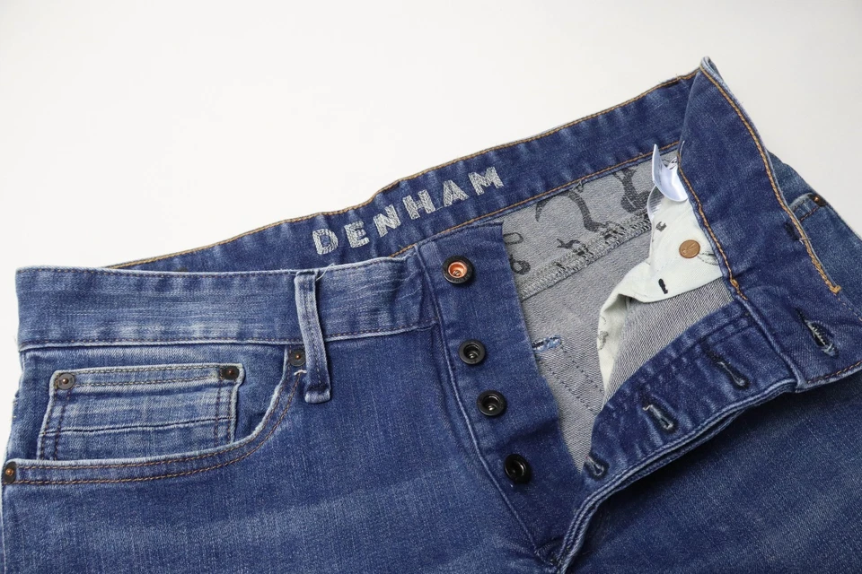 Pantalones de mezclilla DENHAM Razor calce ajustado para hombre W31 bigotes descoloridos botón mosca elástico azul Foto 4 de 4