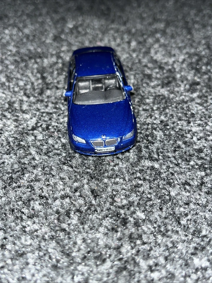 BMW Serie 5 por RealToy Diecast Modelo #200 Foto 3 de 4