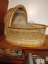 Fine Art Wicker Baby Moses Basket/Carrier Hood, Pad, White Eyelet, Beige