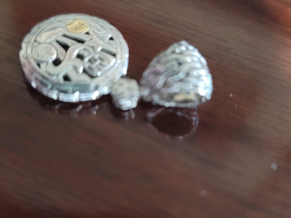 Colgante de diamantes redondos John Hardy en plata de ley y 18k .11ct Foto 3 de 4