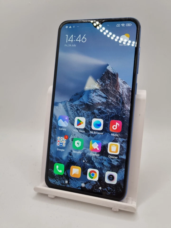 Xiaomi Mi 9 SE · 64GB, photo 4 of 5