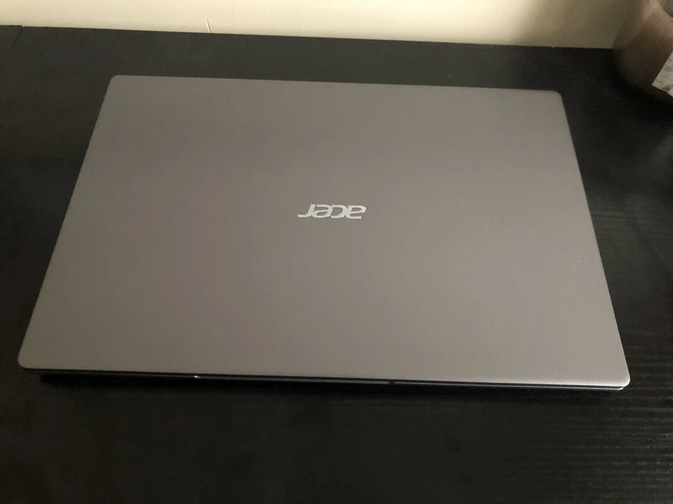 Acer Swift 3 SF313-52 13.5" (Intel Core i5-1035G4, 8GB RAM, 256GB SSD) Laptop - - Image 2 of 4