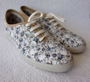 hotter ladies walking shoes