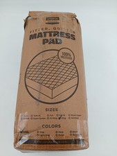 Utopia Bedding Fitted Quilted Mattress Pad King White Soft Polyester Cover