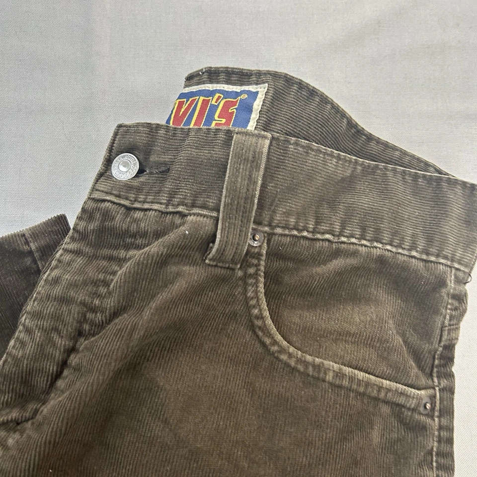 Pantalones de pana Levi’s para hombre 549 bajos sueltos calce recto 36x25 marrón Foto 3 de 4