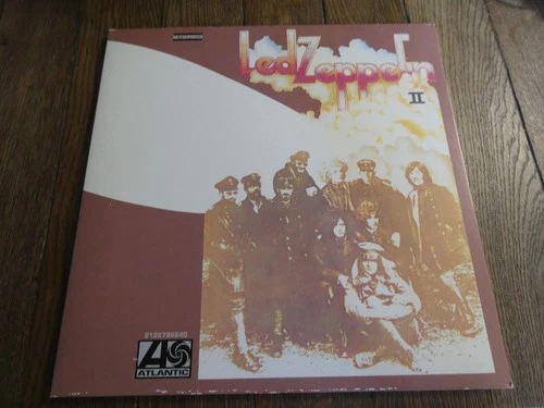 LED ZEPPELIN - II - + GATEFOLD - RECENT RE-ISSUE - EXCELLENT