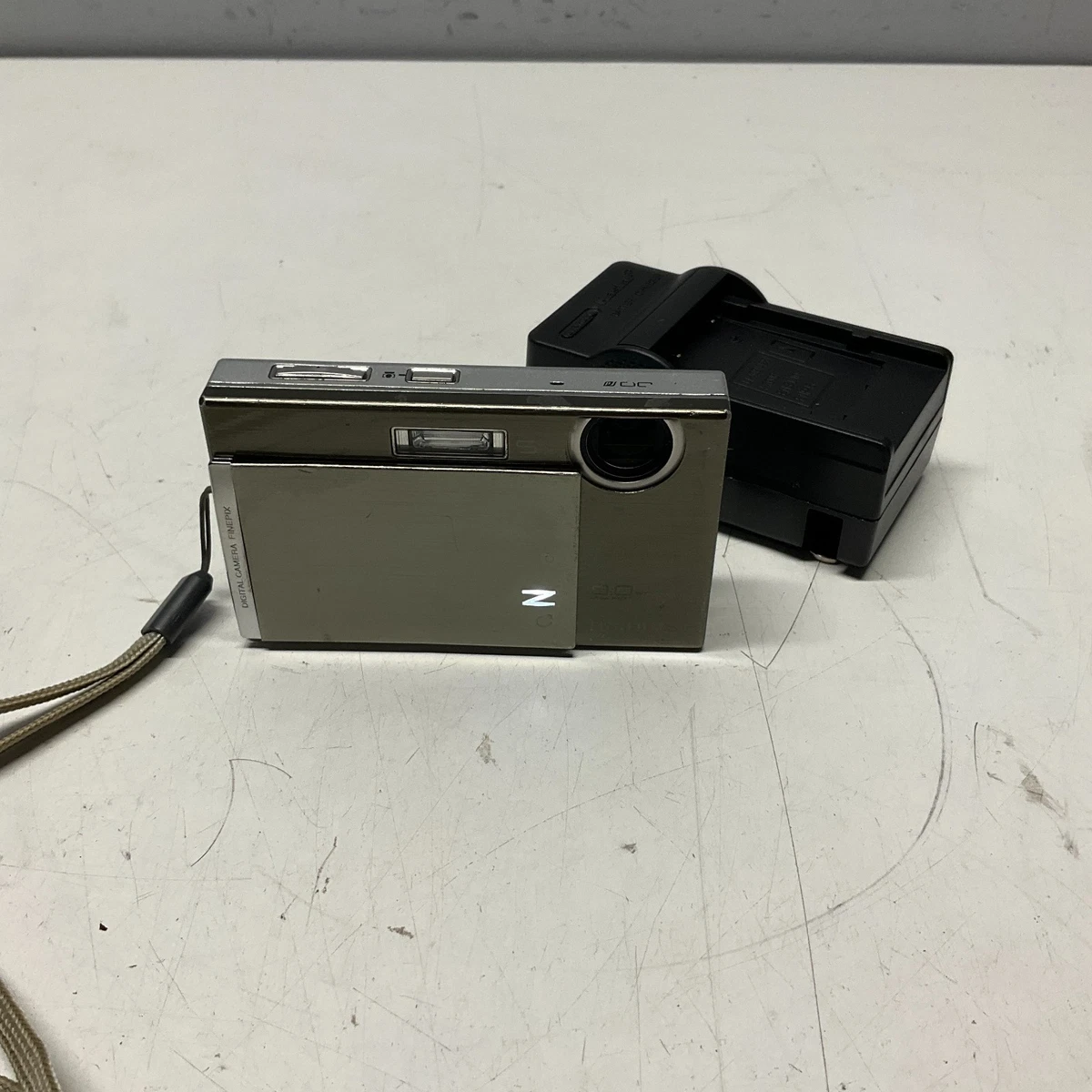 Fujifilm FinePix Z100fd Digital Cameras for Sale - Shop New & Used