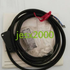 1PC  KEYENCE PZ-M61 Photoelectric Sensor