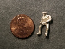 Gandy Dancers HO Scale Unpainted Metal Figure "Man Working" Pre-Owned