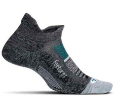 Feetures L108356 Women Single Pair Elite Light Cushion No Show Tab Socks Size S