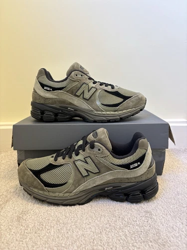 New Balance 2002r Men’s Khaki Green Black Trainers - Size Uk 7