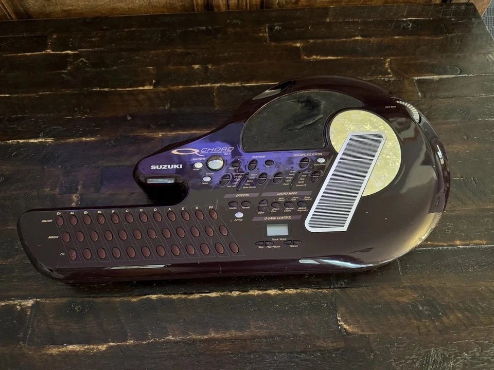 Suzuki Q-Chord QC1 Digital Songcard Gitarre Keytar Synthesizer * Bitte Beschreibung lesen