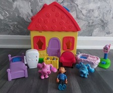 Blues Clues & You! Blues Play House With Figures & Accessories - Nickelodeon!!!
