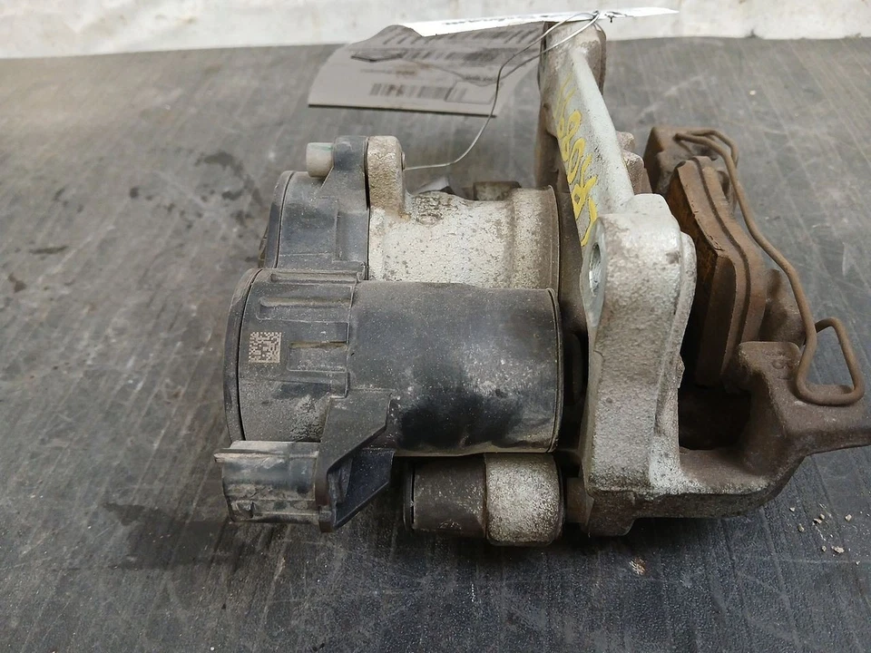 Правый задний суппорт для пассажира подходит для 4-колесного диска Ford Escape Bronco Sport 2950692 - Изображение 2 из 4