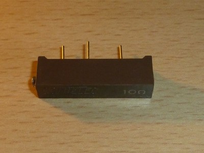 CONTELEC Spindeltrimmer Typ: 040,  10 Ohm linear