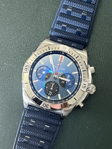 New Breitling Chronomat B01 42MM Men's Watch Chronograph Pilot AB0134101C1S1 - Picture 4 of 13