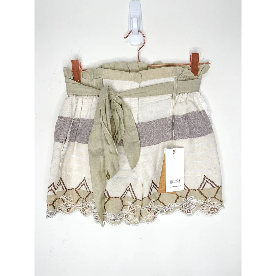 Hemant & Nandita Mana Shorts Size Small - Image 2 of 4
