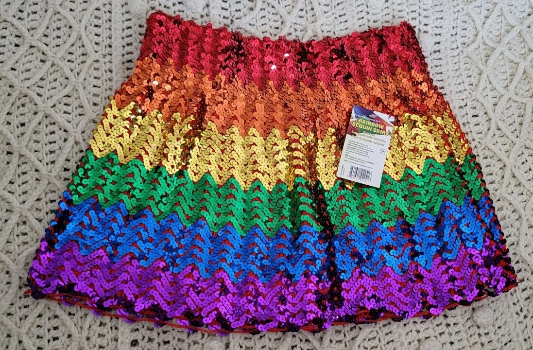 Sequin mini top skirt yarn