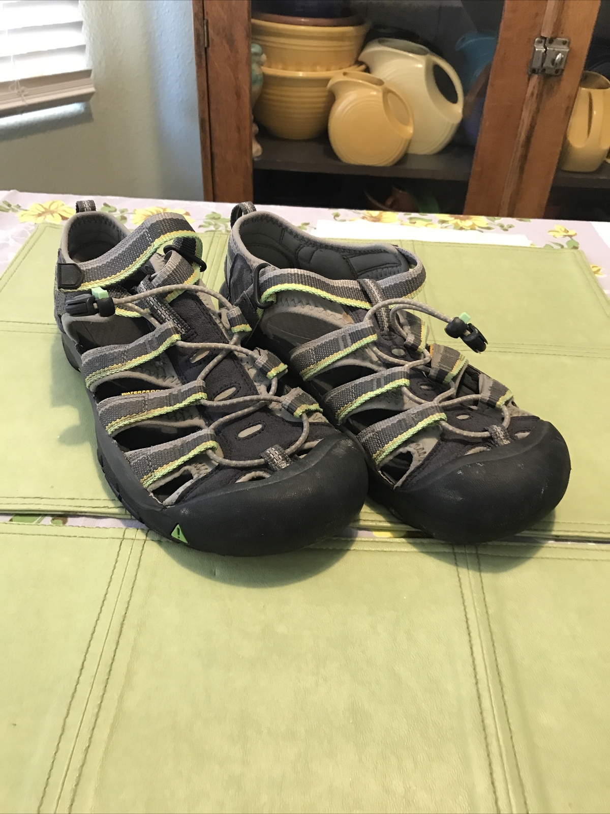 Scarpe sandali da trekking impermeabili vintage Clean Keen lime e grigio taglia 7