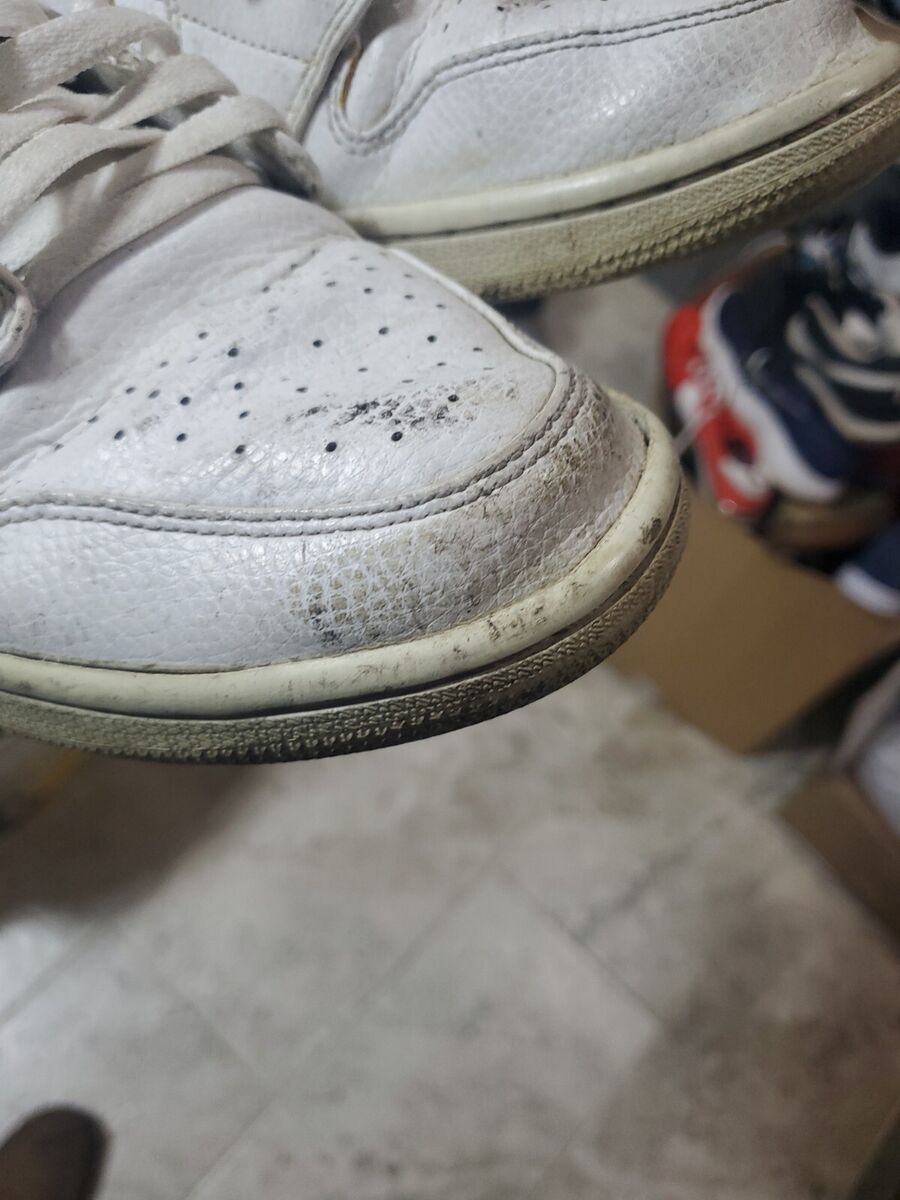 ONLY SIZE Nike Air Jordan 1 Low Triple White Men's Size US10 ONLY SIZE Nike Air Jordan 1 Low Triple White Men's Size US10
