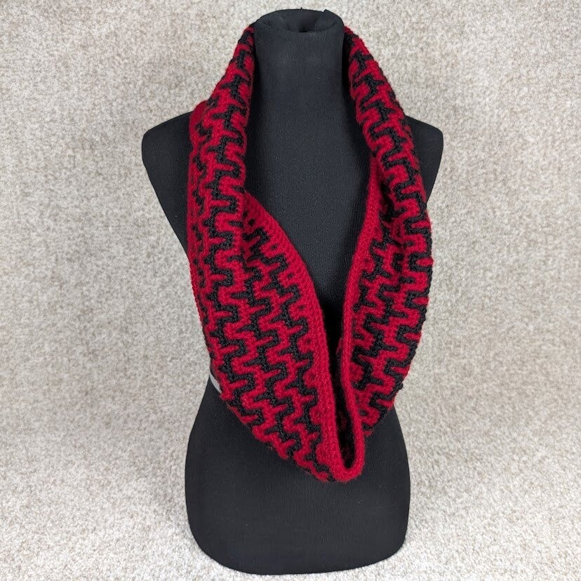 Cranberry Black Knit Infinity Scarf Winter Neck Warmer Cozy Loop