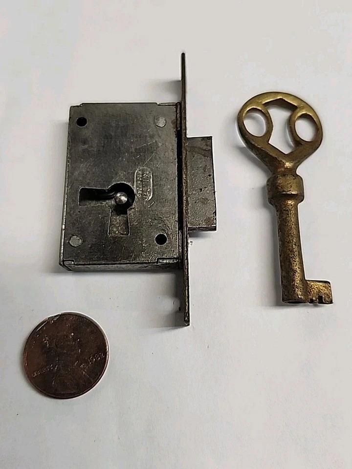 Cerradura de puerta de cajón de latón mortaza completa LH NOS Foto 2 de 3