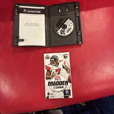 Madden 2004 on the Nintendo GameCube Full CIB  w/Manual and Precaution Booklet￼￼