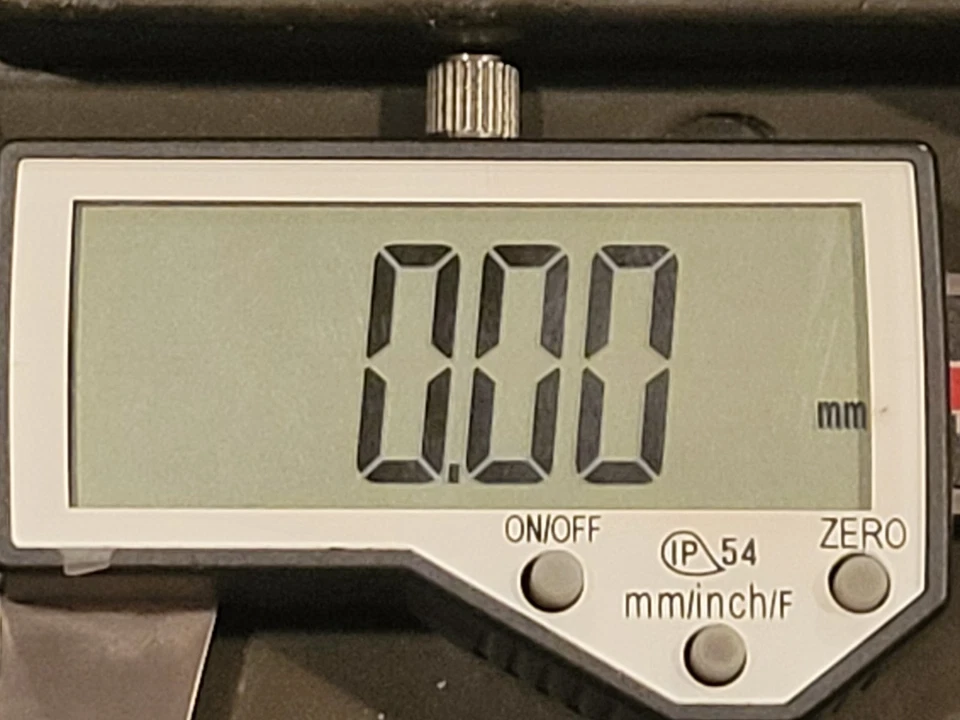 Pinza digital Adoric 8" 200 mm herramienta de medición precisión extrema con estuche Foto 4 de 4